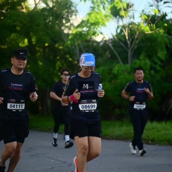 Runner Photo 1613366