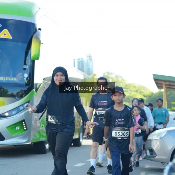 Runner Photo 1613430