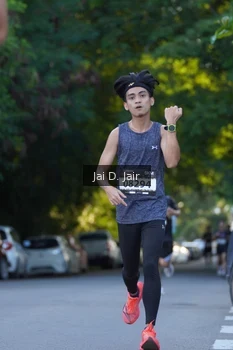 Runner Photo 1613442