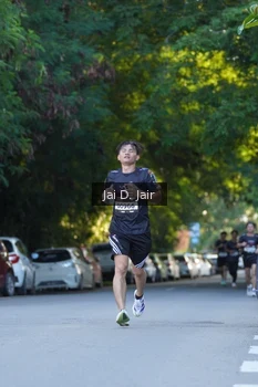 Runner Photo 1613457