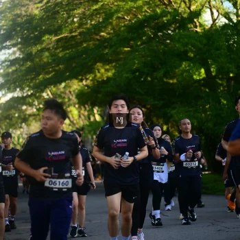 Runner Photo 1613591