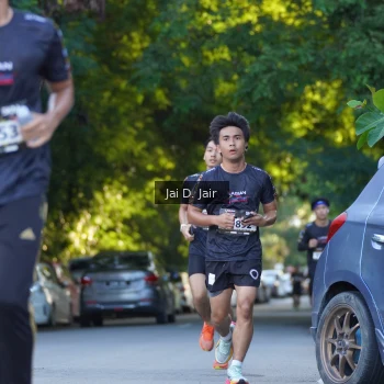 Runner Photo 1613633