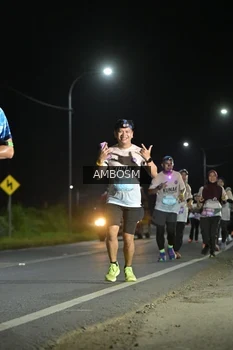 Runner Photo 1613642