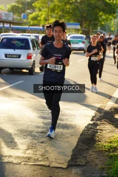 Runner Photo 1613693