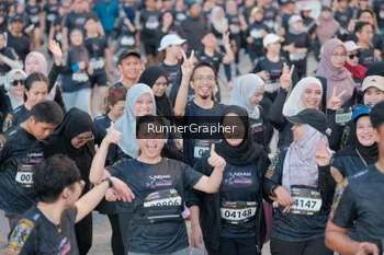 Runner Photo 1613701