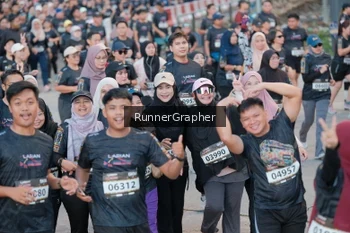 Runner Photo 1613732