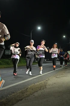 Runner Photo 1613840