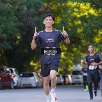 Runner Photo 1613842