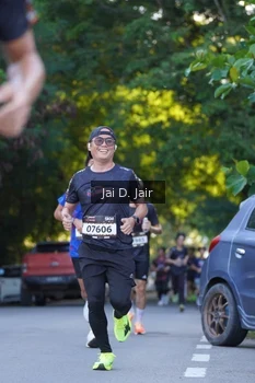 Runner Photo 1613900