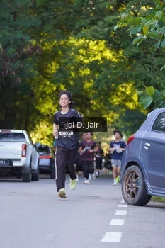 Runner Photo 1613936