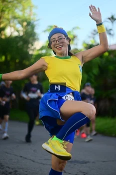 Runner Photo 1613947