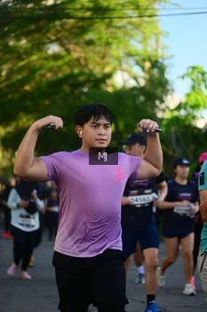 Runner Photo 1613968