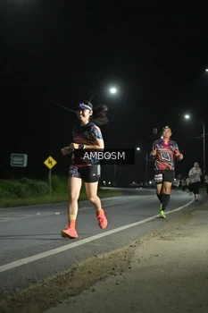 Runner Photo 1614107