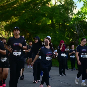 Runner Photo 1614118