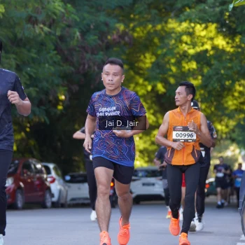 Runner Photo 1614288