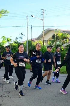 Runner Photo 1614341