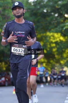 Runner Photo 1614366