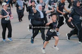 Runner Photo 1614376