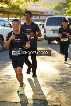 Runner Photo 1614666