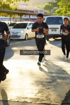 Runner Photo 1614672