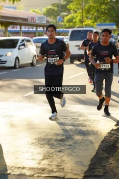 Runner Photo 1614780