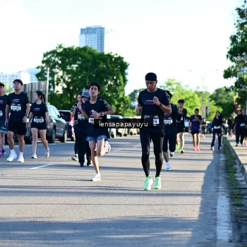 Runner Photo 1614920