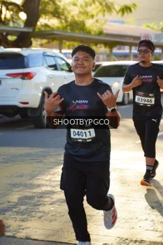 Runner Photo 1614965