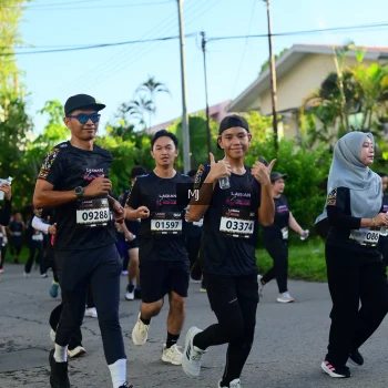 Runner Photo 1614991