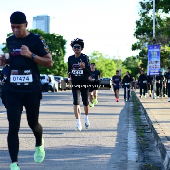 Runner Photo 1615035