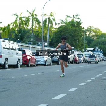 Runner Photo 1615078