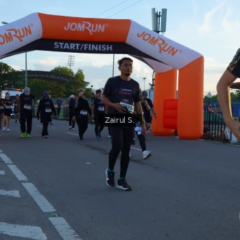 Runner Photo 1615145