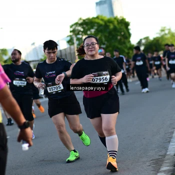 Runner Photo 1615194
