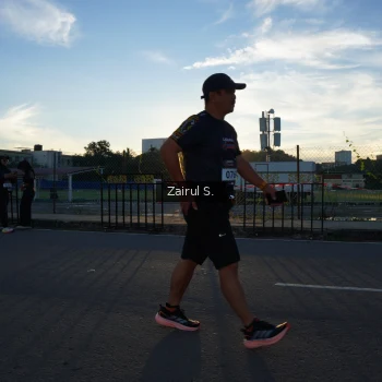 Runner Photo 1615197