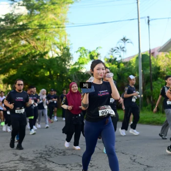 Runner Photo 1615221