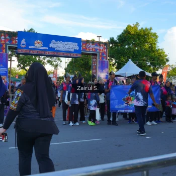 Runner Photo 1615318