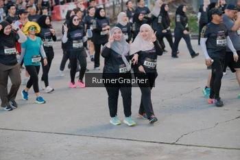 Runner Photo 1615439