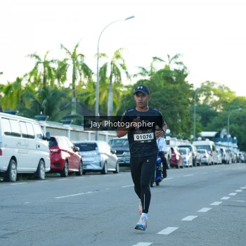 Runner Photo 1615447