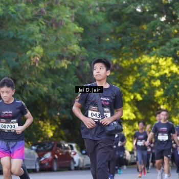 Runner Photo 1615565