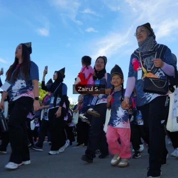 Runner Photo 1615615