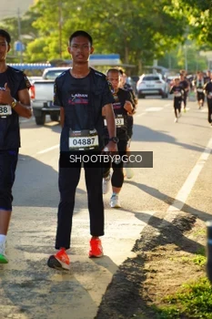 Runner Photo 1615827