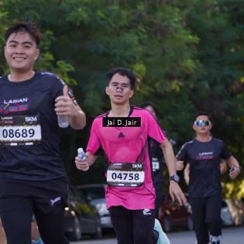 Runner Photo 1615843