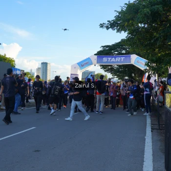 Runner Photo 1615926