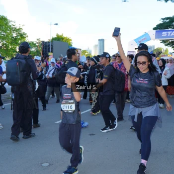 Runner Photo 1615965