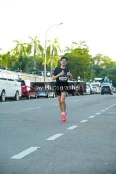 Runner Photo 1616019