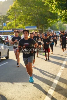 Runner Photo 1616072