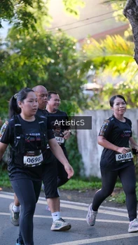 Runner Photo 1616078
