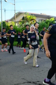 Runner Photo 1616150