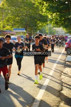 Runner Photo 1616184