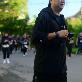 Runner Photo 1616192