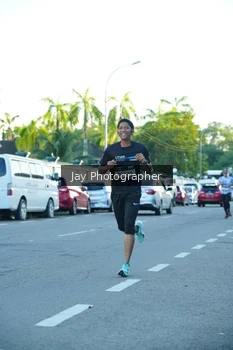 Runner Photo 1616204